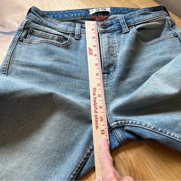 WE THE FREE FREE PEOPLE CROPPED JEANS FRAY HEM RIGID DENIM MED WASH BLUE 29 - Picture 8 of 12